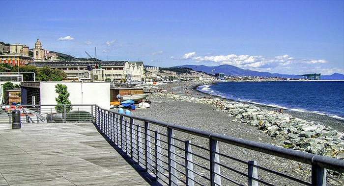 Voltri spiaggia